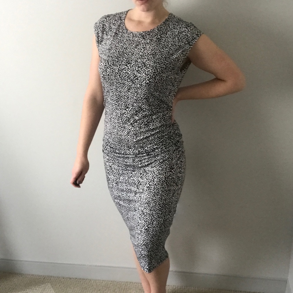 Banana Republic Ruched Leopard Print Fitted Midi Dress Black & White Size Large